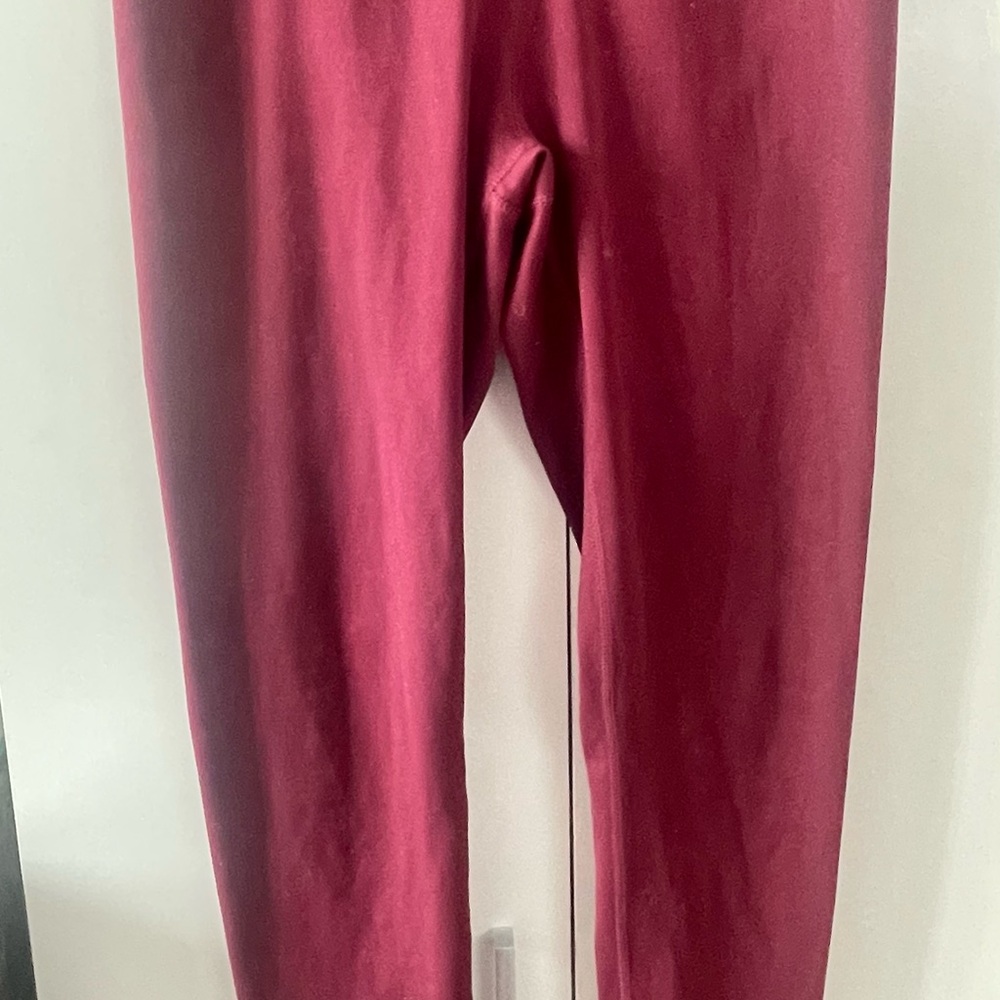 Bundle 2 peices = 25$

Zella Women's Burgundy Leggings